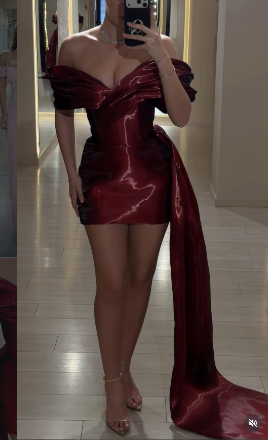 Chic Burgundy Birthday Dress Off-shoulder Sheath Cocktail Dress Satin Short Formal Dress EP08633