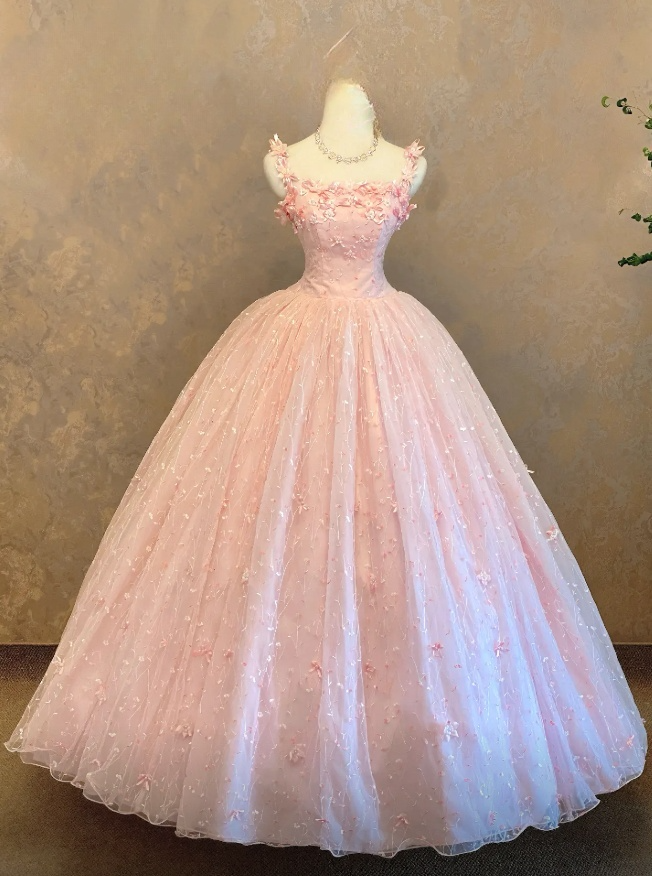 Gorgeous Pink Ball Gown Strapless Quinceanera Dress Tulle Appliques Sleeveless Sweet 16 Dress EQ07108