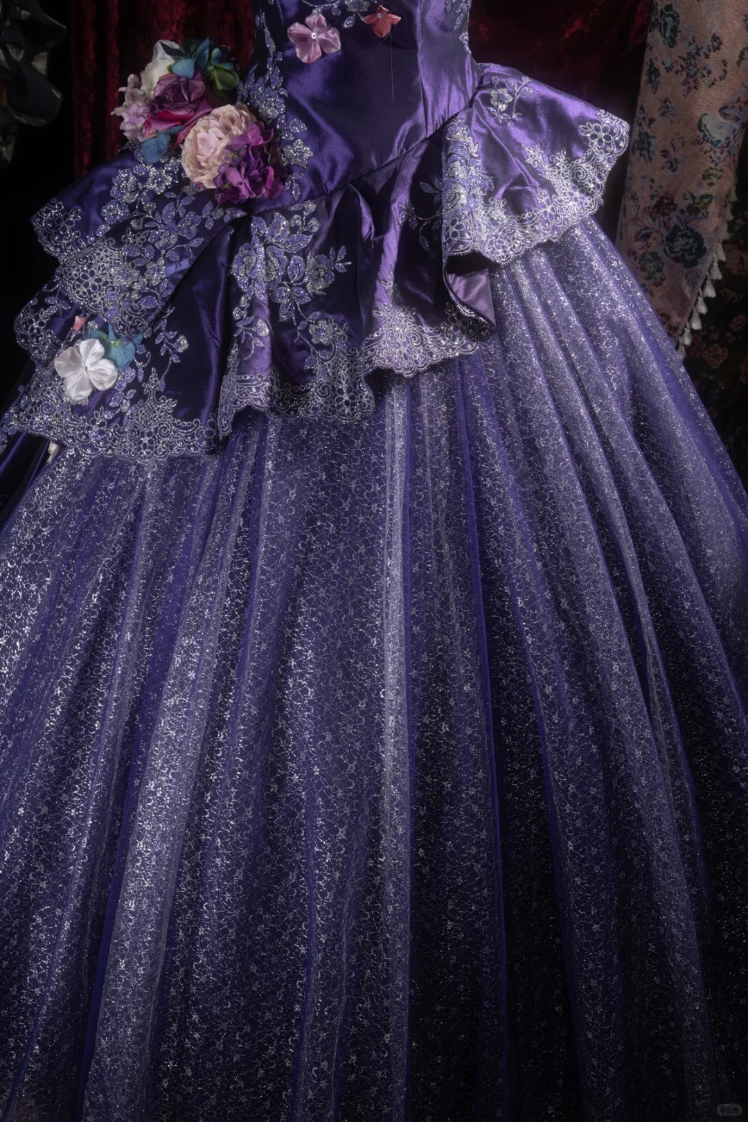 Robe de soirée violette pour 16 ans, magnifique robe de bal bustier, longue robe de bal en tulle, avec appliques, robe de Quinceanera EQ07112