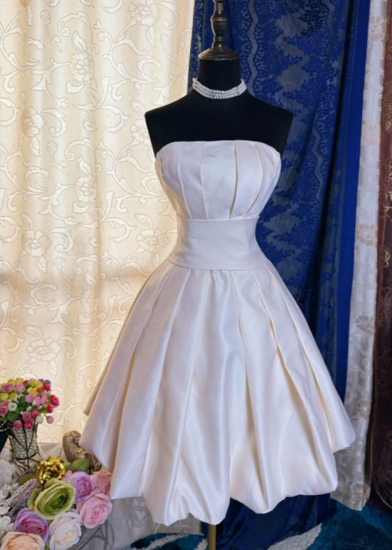 Robe de cocktail chic sans bretelles coupe trapèze en satin, robe de bal de fin d'année, robe d'anniversaire blanche ES07130