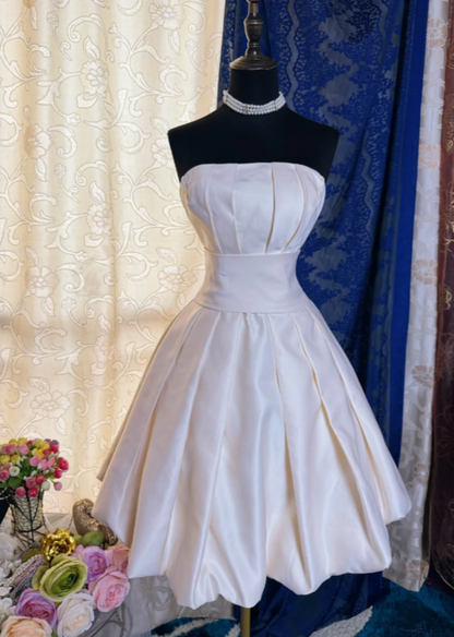 Robe de cocktail chic sans bretelles coupe trapèze en satin, robe de bal de fin d'année, robe d'anniversaire blanche ES07130