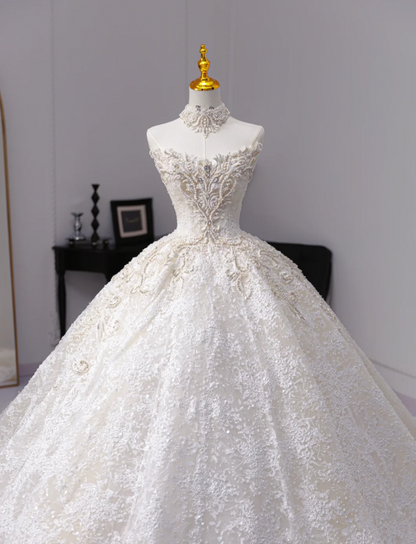 Simple Strapless Ball Gown Lace Wedding Dresses Beaded Bridal Gowns White Sleeveless Bridal Dresses EW0108