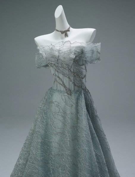 Wunderschönes dunkelolivgrünes herzförmiger Ausschnitt A-Linie Satin Tüll Kurzes Ballkleid Homecoming-Kleid ED02575