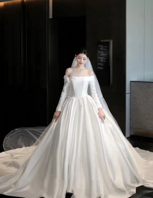 Wunderschönes dunkelolivgrünes herzförmiger Ausschnitt A-Linie Satin Tüll Kurzes Ballkleid Homecoming-Kleid ED02575