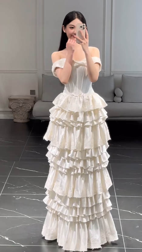 Wunderschönes dunkelolivgrünes herzförmiger Ausschnitt A-Linie Satin Tüll Kurzes Ballkleid Homecoming-Kleid ED02575