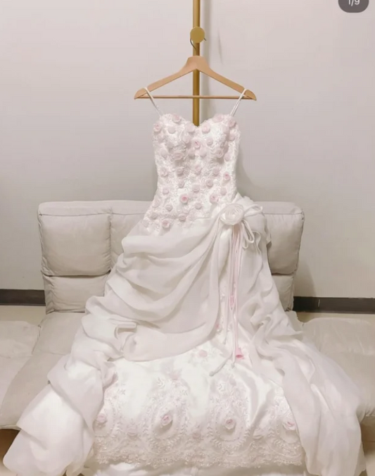 Vintage Spaghetti Strap Ball Gown Tulle Applique Luxury Wedding Dresses, Beaded Elegant White Bridal Dresses EW031