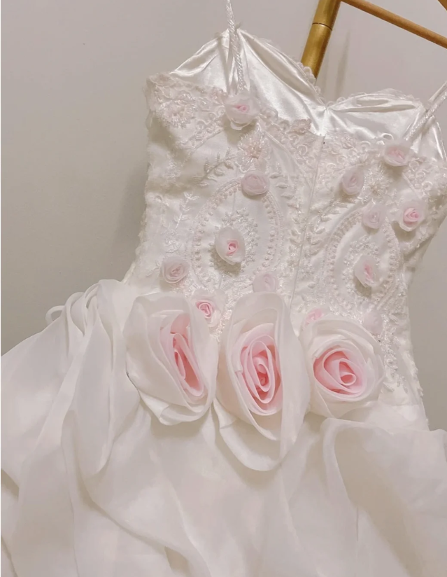 Vintage Spaghetti Strap Ball Gown Tulle Applique Luxury Wedding Dresses, Beaded Elegant White Bridal Dresses EW031