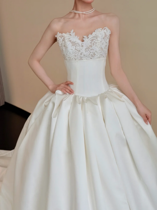 Modest Sweetheart A-Line Wedding Dress Satin Bridal Gowns White Birdal Dress EW04753