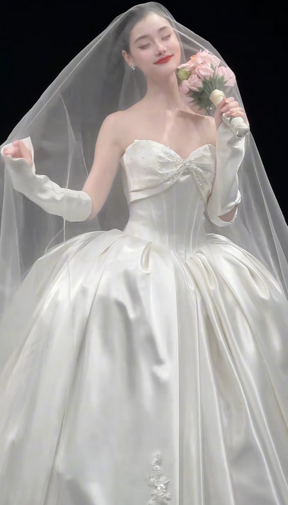 Timeless Sweetheart A-Line Wedding Dress Satin Bridal Gowns White Birdal Dress EW04765
