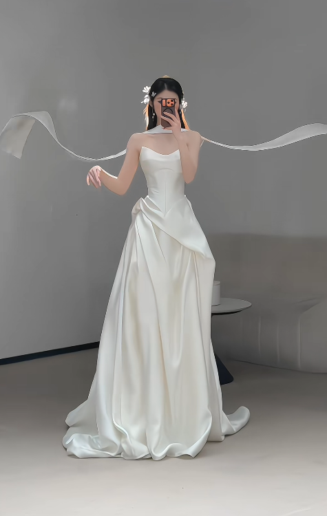 Timeless Sweetheart Sheath Wedding Dress Satin Bridal Gowns White Birdal Dress EW04767