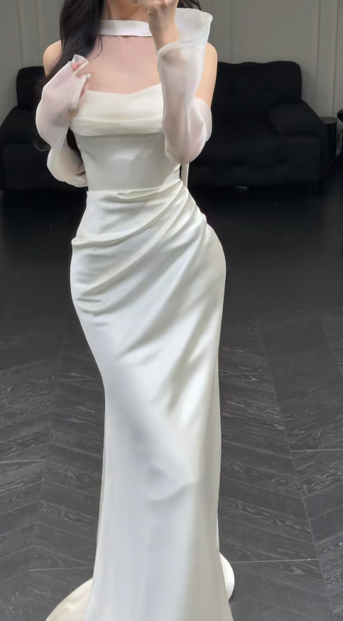 Timeless Strapless Sheath Wedding Dress Satin Bridal Gowns White Birdal Dress EW04772
