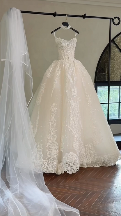 Robe de mariée intemporelle bustier trapèze en dentelle appliquées Robes de mariée blanches Robe de mariée EW04774