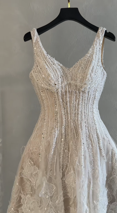 Chic Straps A-Line Short Wedding Dress Tulle Beaded Bridal Gowns White Birdal Dress EW04778