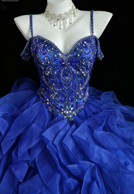 Wunderschönes Spaghettiträger Ballkleid Quinceanera Kleid Tüll Abschlussballkleid Blau Sweet 16 Kleid EW04796