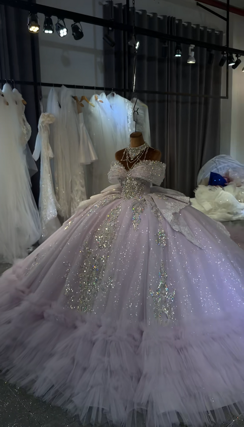 Classy Off-shoulder Ball Gown Quinceanera Dress Tulle Appliques Birthday Dress Purple Sweet 16 Dress EW04823