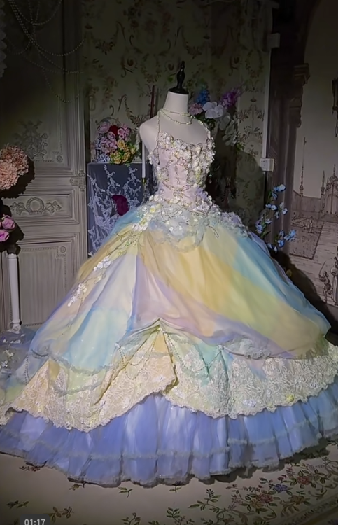 Wunderschönes dunkelolivgrünes herzförmiger Ausschnitt A-Linie Satin Tüll Kurzes Ballkleid Homecoming-Kleid ED02575