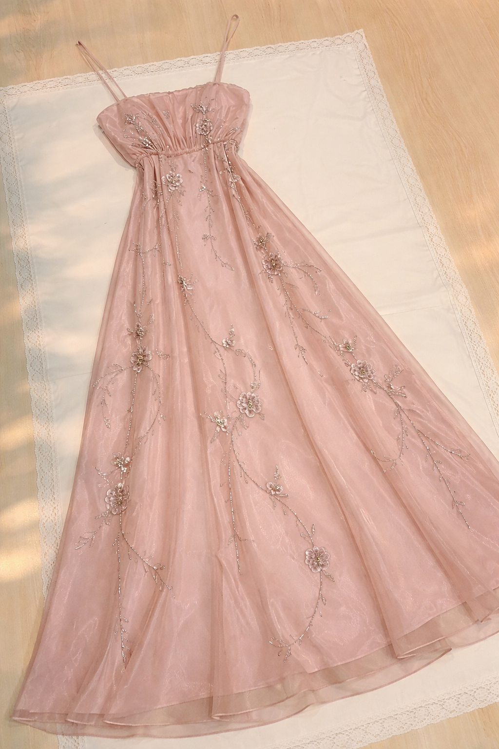 Superbe robe de bal rose fard à joues bretelles spaghetti ligne A robe de soirée formelle en tulle perlé longue robe de soirée tenue d'anniversaire sans manches EW05453