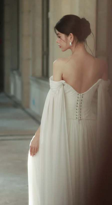 Wunderschönes dunkelolivgrünes herzförmiger Ausschnitt A-Linie Satin Tüll Kurzes Ballkleid Homecoming-Kleid ED02575
