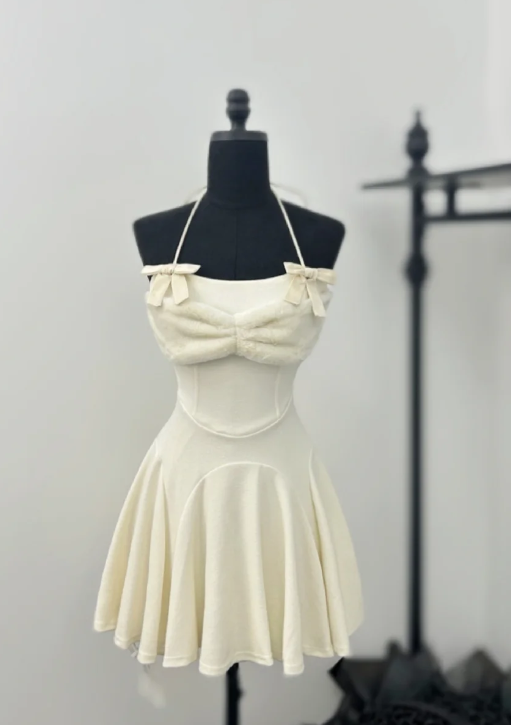Cute Halter Neck A-Line Short Prom Dresses Sweet Birthday Dresses, Sleeveless Homecoming Dresses EW073