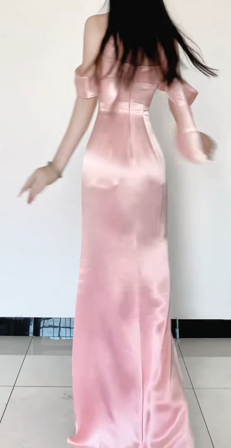 Chic Pink Bridesmaid Dress Off-shoulder Sheath Satin Long Formal Dress EW07862