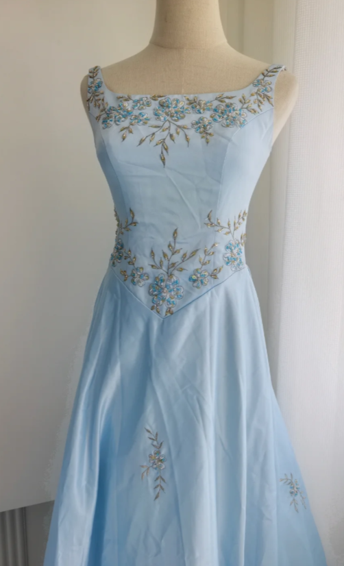 Robe longue de soirée en satin ornée de perles, ligne A, bretelles fines, pour invitée de mariage, couleur bleue chic EW07880