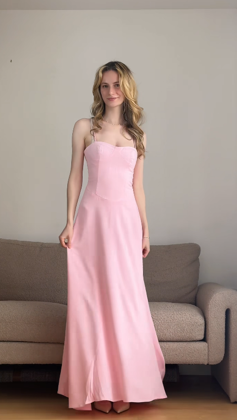 Robe de soirée longue fourreau bordeaux perlée à bretelles spaghetti pour invitée de mariage EW0811