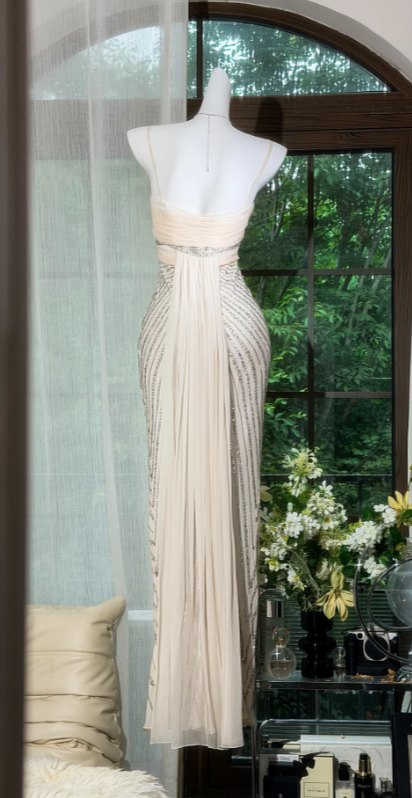 Pretty Apricot Prom Dress Spaghetti Straps Sheath Chiffon Beaded Long Evening Dress EW08183