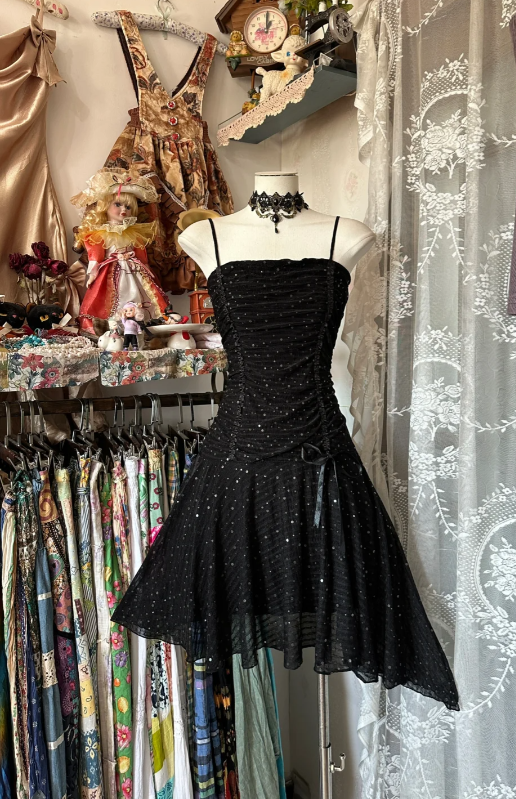 Simple Spaghetti Straps Sheath Chiffon Short Prom Dress Sequins Party Dress Black Birthday Dress EW08950