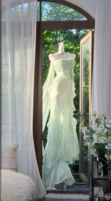 Schickes Spaghetti-Träger-Etui-Abendkleid aus Chiffon in Mintgrün – Ballkleid EW08956