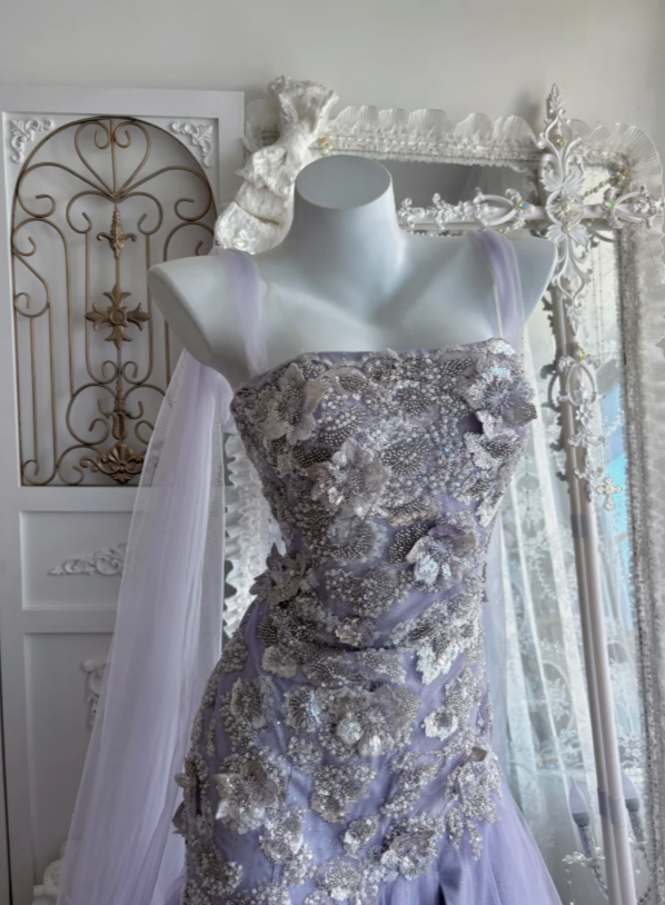 Wunderschönes trägerloses Etui-Abendkleid aus Tüll mit Applikationen, Sweet 16 Kleid, lavendelfarbenes Ballkleid EW08973