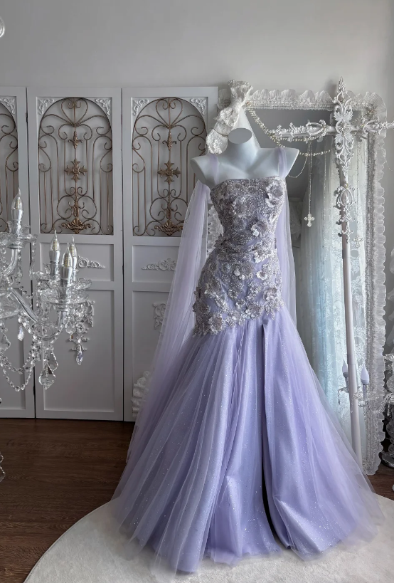 Wunderschönes trägerloses Etui-Abendkleid aus Tüll mit Applikationen, Sweet 16 Kleid, lavendelfarbenes Ballkleid EW08973