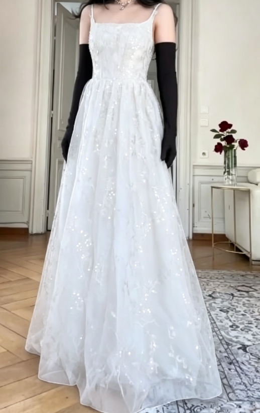 Elegantes Marineblaues A-Linie Spaghettiträger Tüll Stickerei Applikation Langes Ballkleid Abendkleid ED01797