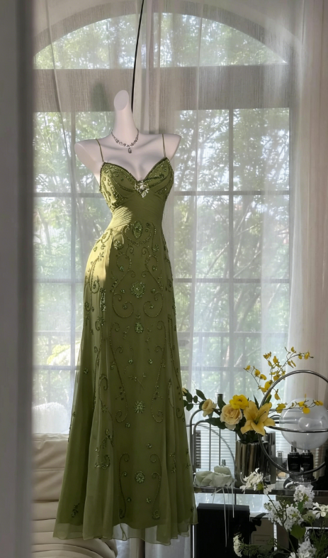 Wunderschönes, buttergelbes Spaghettiträger-A-Linien-Tüll-Ballkleid mit Perlen, rückenfreies Abendkleid ED02094