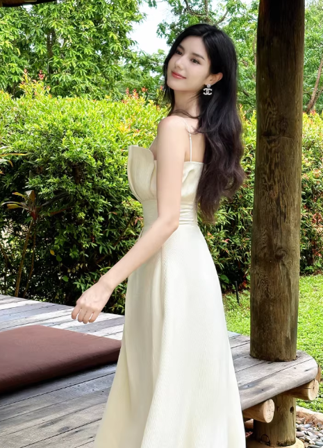 Beautiful Off-White Spaghetti Strap Prom Dresses Fashion Bridesmaid Dress ED02199