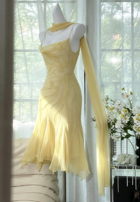 Fairytale Bud Grünes Etuikleid, kurzes Ballkleid, Chiffon, rückenfreies Partykleid mit Perlen ED02275