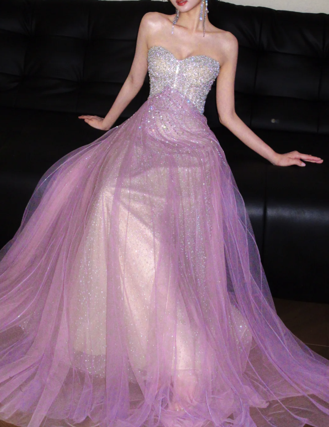 Wunderschönes dunkelolivgrünes herzförmiger Ausschnitt A-Linie Satin Tüll Kurzes Ballkleid Homecoming-Kleid ED02575