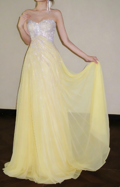Wunderschönes dunkelolivgrünes herzförmiger Ausschnitt A-Linie Satin Tüll Kurzes Ballkleid Homecoming-Kleid ED02575