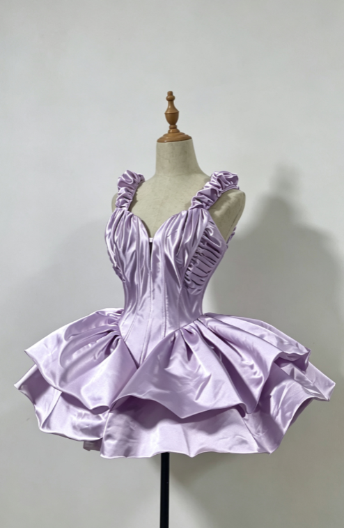 Wunderschönes dunkelolivgrünes herzförmiger Ausschnitt A-Linie Satin Tüll Kurzes Ballkleid Homecoming-Kleid ED02575