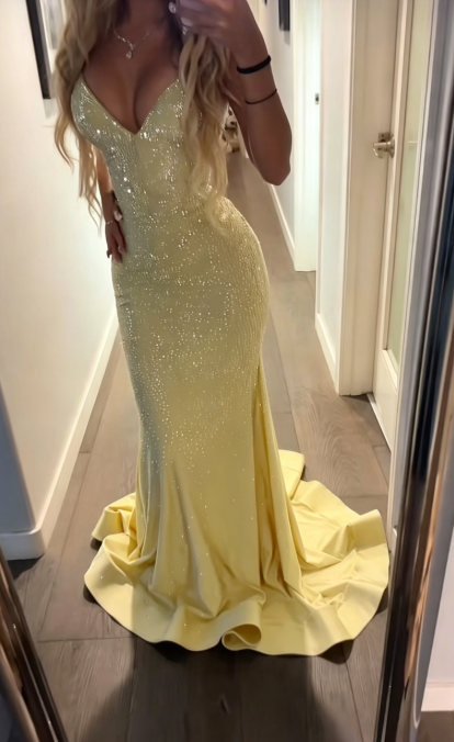 Elegant Spaghetti Strap Sheath Long Prom Dresses Satin Champagne Wedding Guest Dresses ED04784