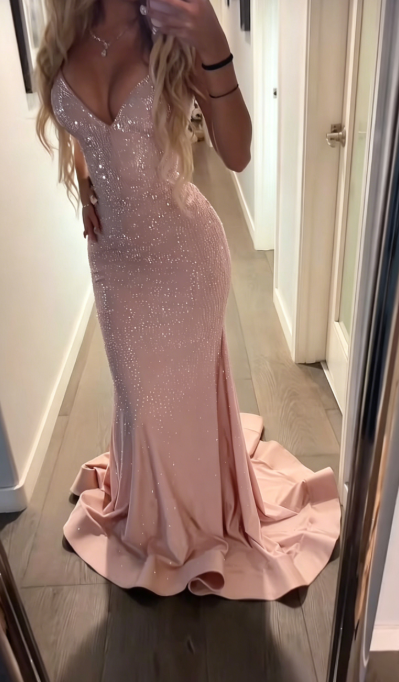Elegant Spaghetti Strap Sheath Long Prom Dresses Satin Champagne Wedding Guest Dresses ED04784