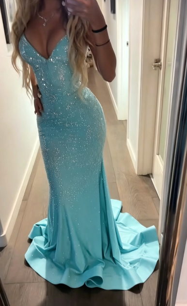 Elegant Spaghetti Strap Sheath Long Prom Dresses Satin Champagne Wedding Guest Dresses ED04784