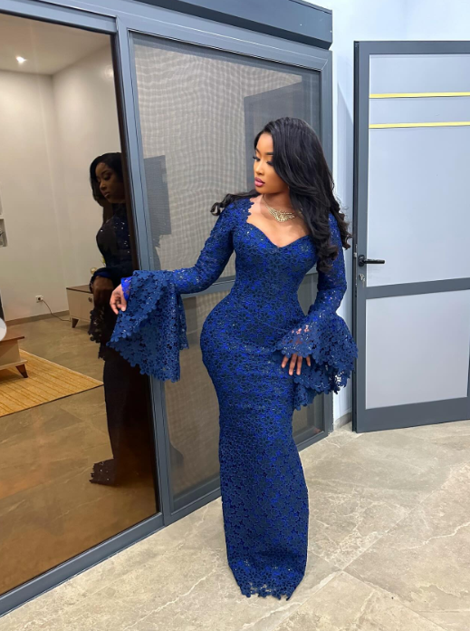 Sexy Sweetheart Sheath Long Prom Dresses, Lace Appliques Navy Blue Evening Dresses ED05330