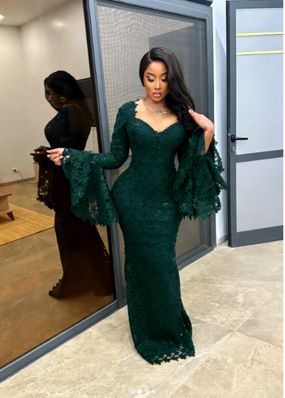 Sexy Sweetheart Sheath Long Prom Dresses, Lace Appliques Navy Blue Evening Dresses ED05330