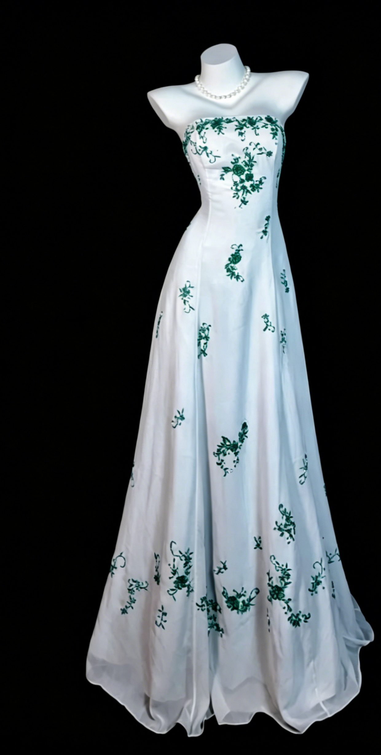 Chic White Long Prom Dresses Strapless A-Line Evening Dresses Embroidery Chiffon Sleeveless Birthday Dresses ED06121