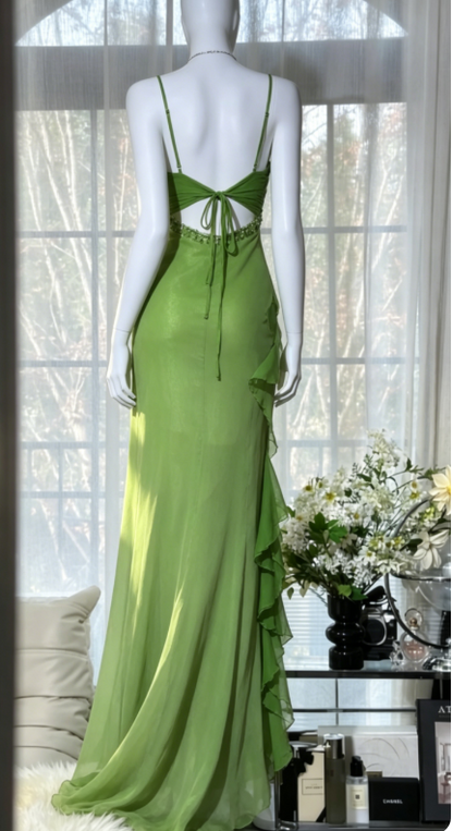 Wunderschönes dunkelolivgrünes herzförmiger Ausschnitt A-Linie Satin Tüll Kurzes Ballkleid Homecoming-Kleid ED02575