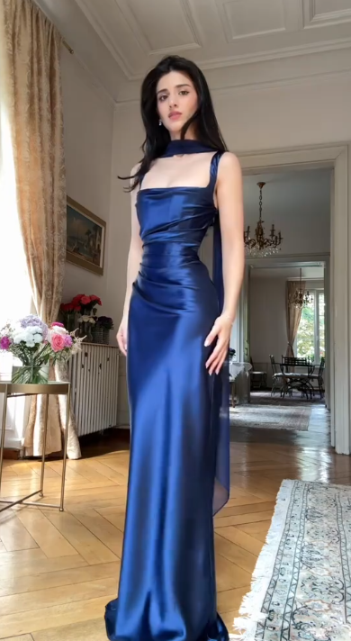 Glam Grape Long Prom Dresses Satin Straps Sheath Evening Dress Sleeveless Formal Dress ED06548