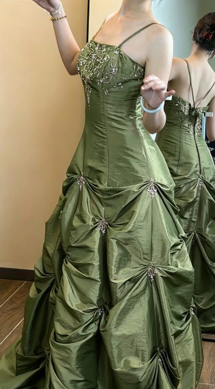 Robe de bal longue et mignonne en satin à fines bretelles, robe d'anniversaire, robe de soirée trapèze ED07261