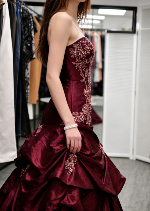 Élégante robe de soirée longue trapèze en satin couleur bordeaux, Robe de bal de promo ED07480