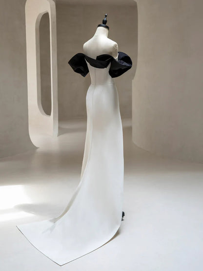 Robe de bal longue simple en satin noir/beige à épaules dénudées, robe de soirée longue noire/beige ED0752