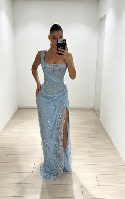 Elegantes, schulterfreies Etui-Abendkleid aus Spitze mit Applikationen, blaues Ballkleid ED08454